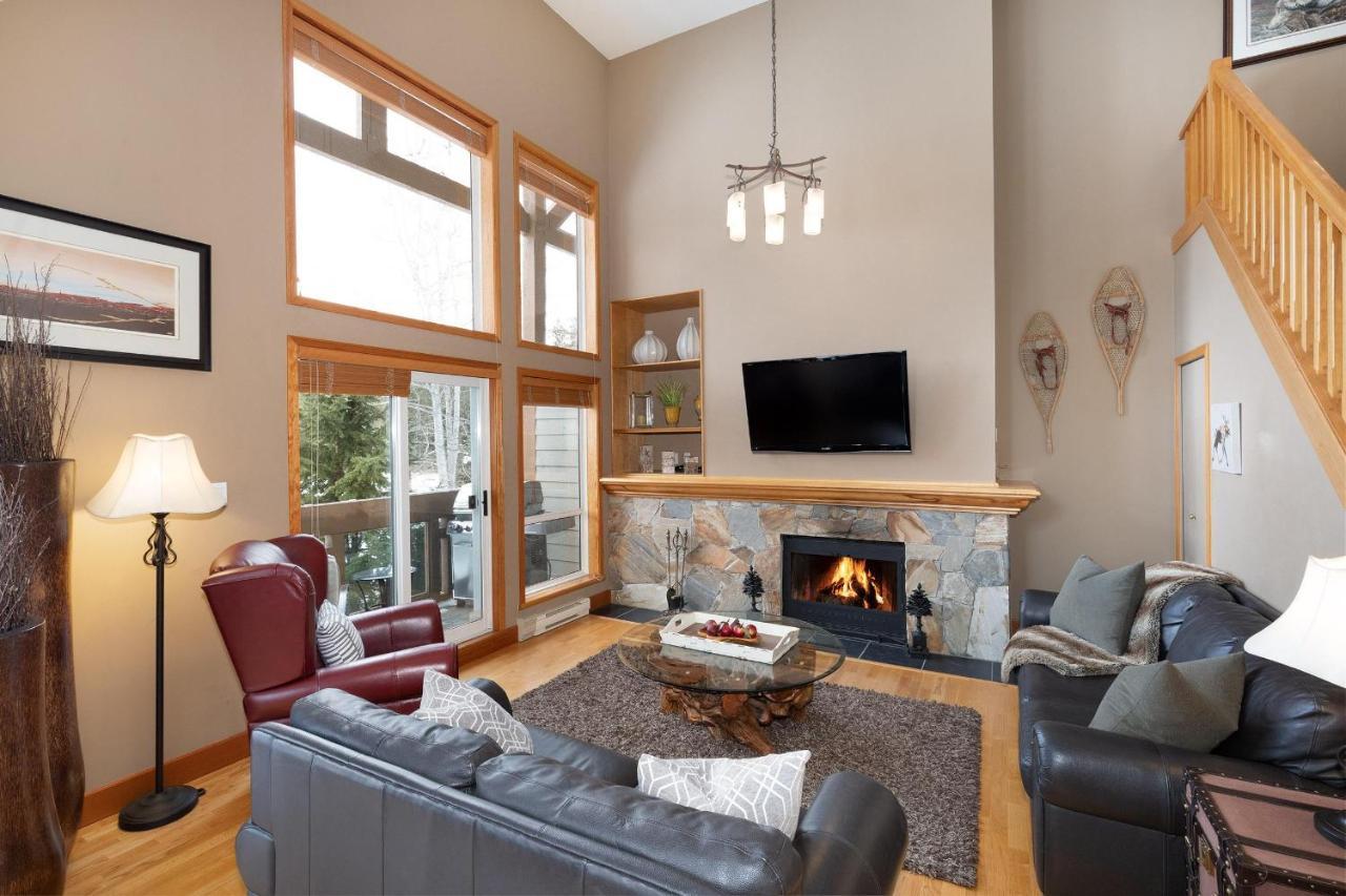 וויסטלר Alpine Greens 8 | Bright Townhome Near Blackcomb, Walk Or Shuttle To Skiing, Secure Parking מראה חיצוני תמונה