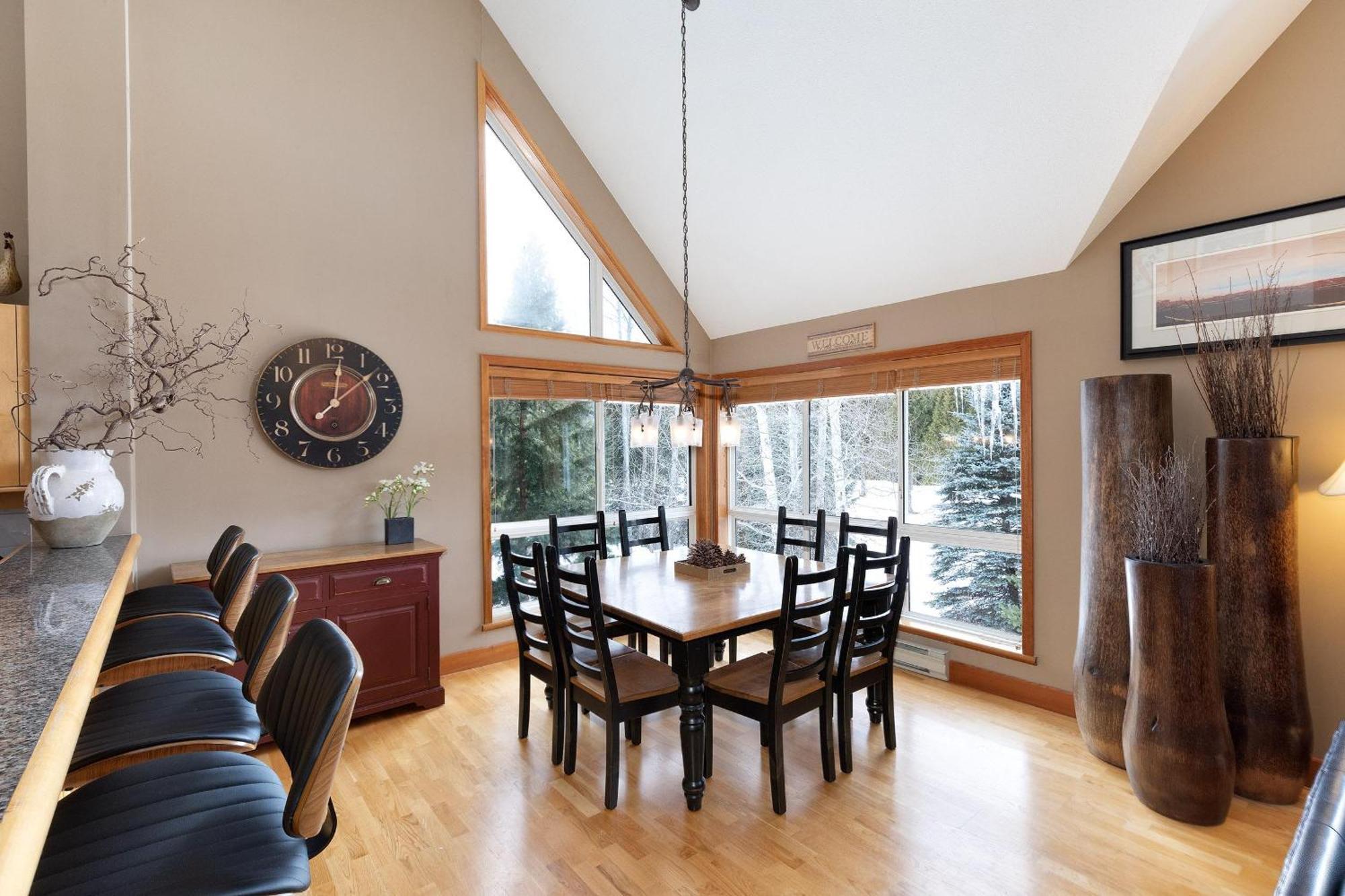 וויסטלר Alpine Greens 8 | Bright Townhome Near Blackcomb, Walk Or Shuttle To Skiing, Secure Parking מראה חיצוני תמונה