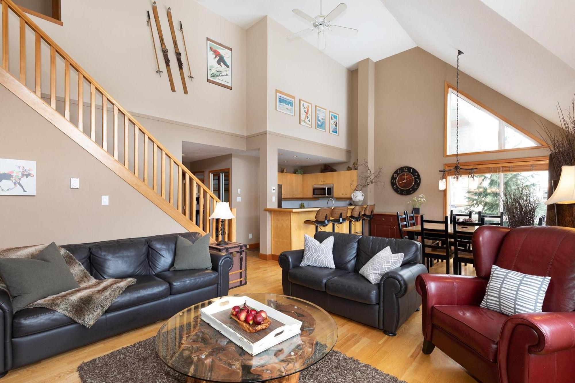 וויסטלר Alpine Greens 8 | Bright Townhome Near Blackcomb, Walk Or Shuttle To Skiing, Secure Parking מראה חיצוני תמונה