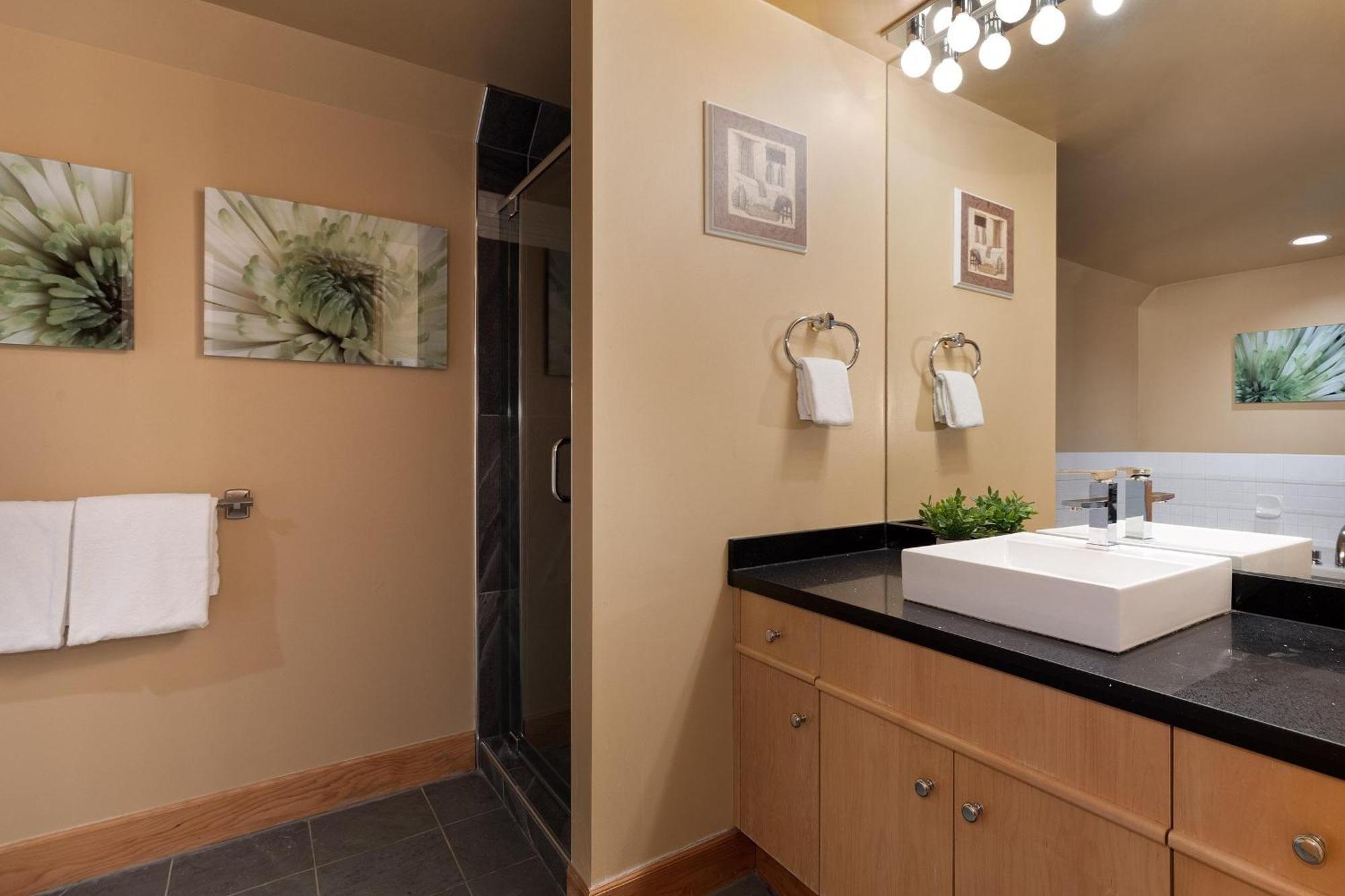 וויסטלר Alpine Greens 8 | Bright Townhome Near Blackcomb, Walk Or Shuttle To Skiing, Secure Parking מראה חיצוני תמונה