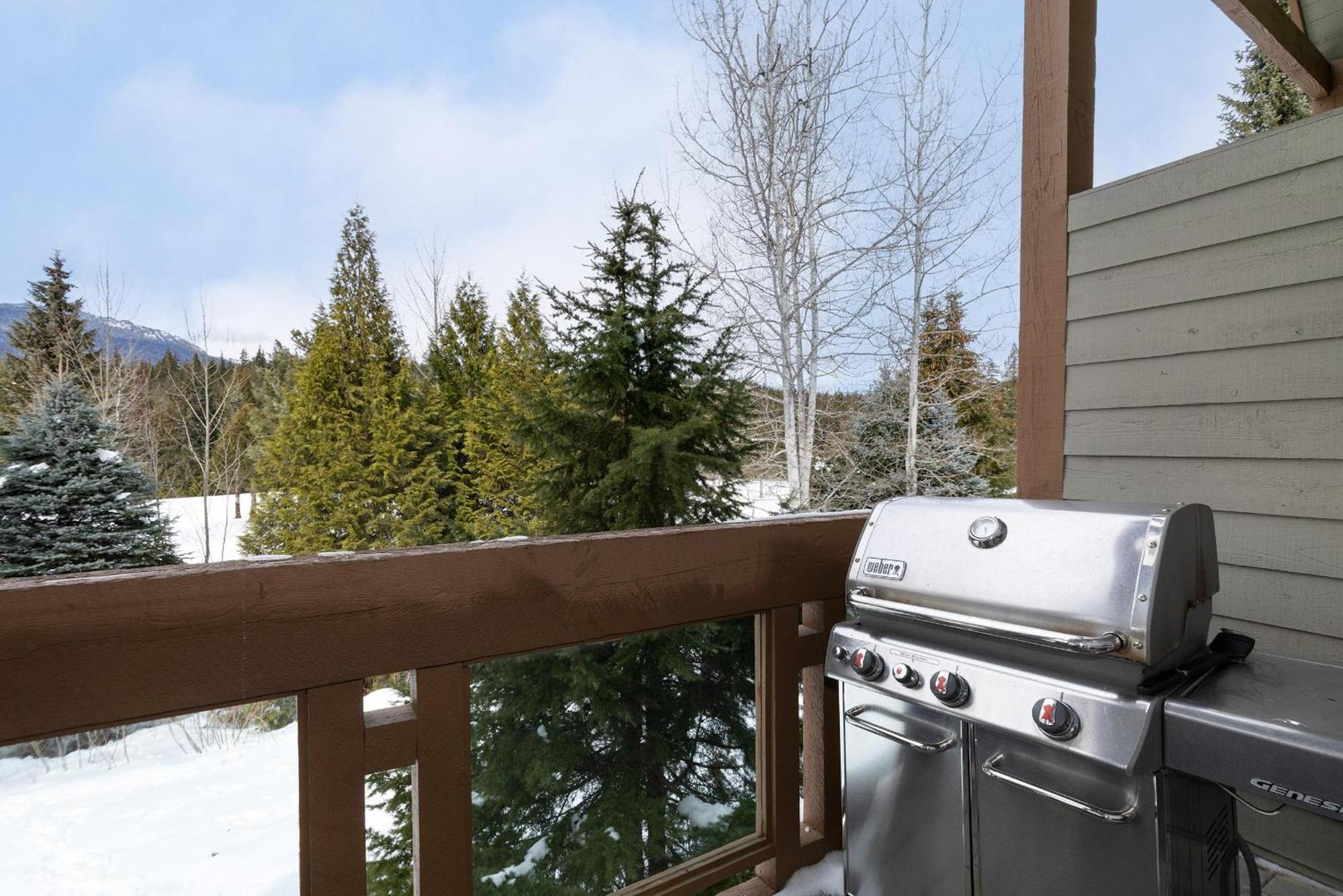 וויסטלר Alpine Greens 8 | Bright Townhome Near Blackcomb, Walk Or Shuttle To Skiing, Secure Parking מראה חיצוני תמונה