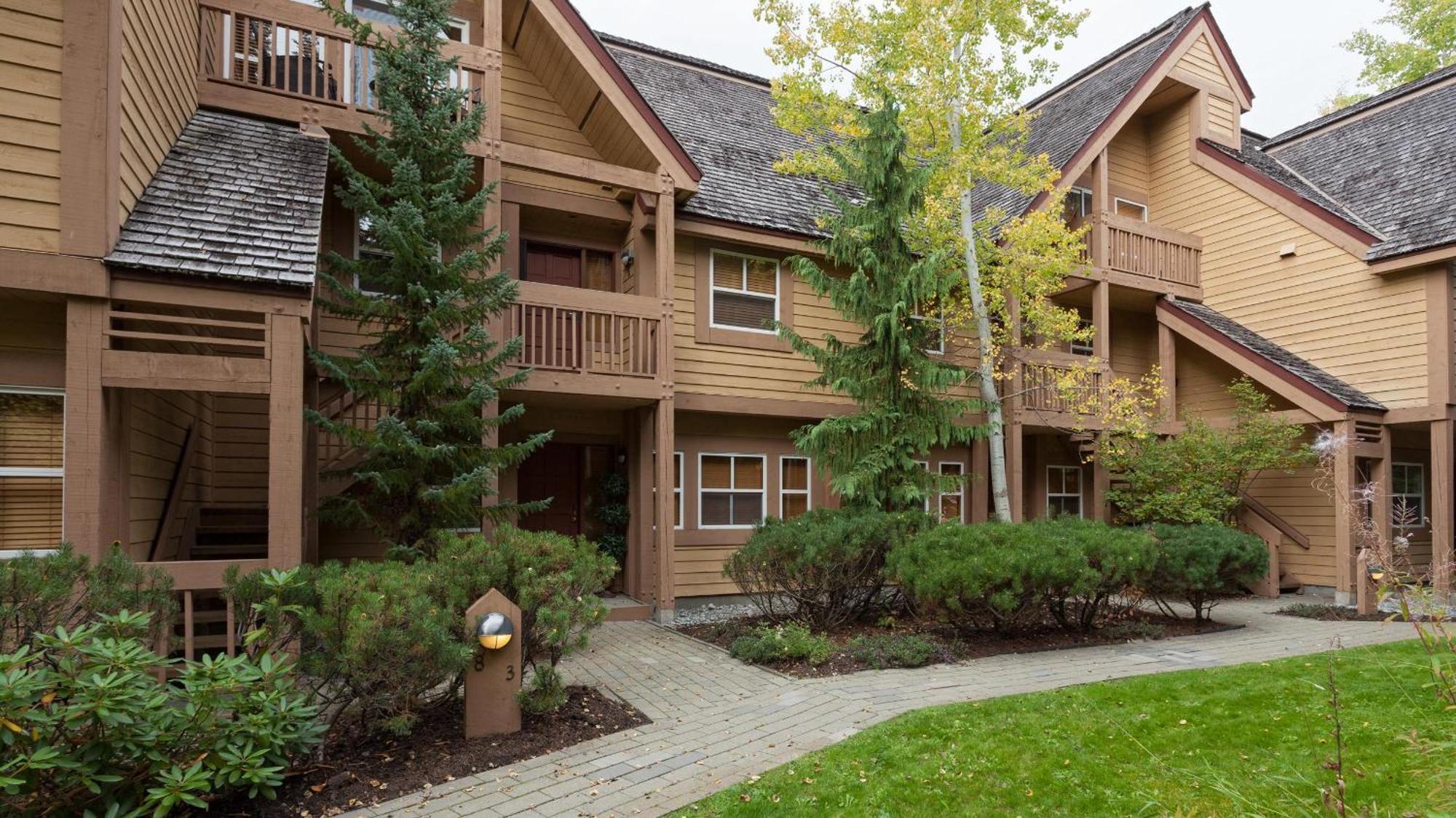 וויסטלר Alpine Greens 8 | Bright Townhome Near Blackcomb, Walk Or Shuttle To Skiing, Secure Parking מראה חיצוני תמונה